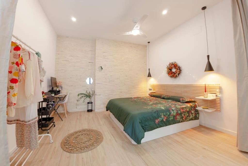 Rb - Urban Loft Retreat, Comfort & Good Location Valencia Kültér fotó